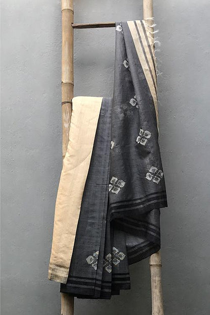 Adya' Handwoven Baavanbuti Silk Saree-14