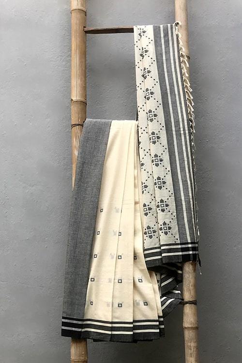 Afsa' Handwoven Extra Weft Cotton Saree-15