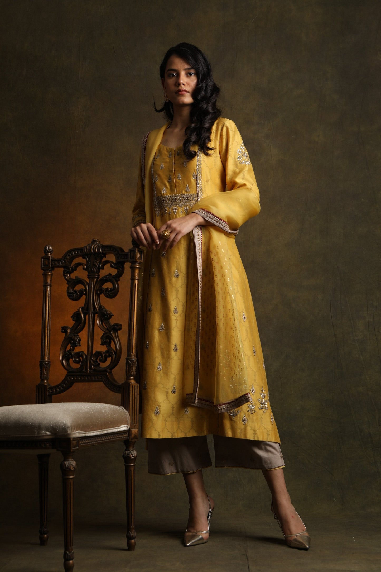 Floral Motifs Embroidered & Printed Kurta Along With Embroidered Palazzo & Dupatta (YMN-01)