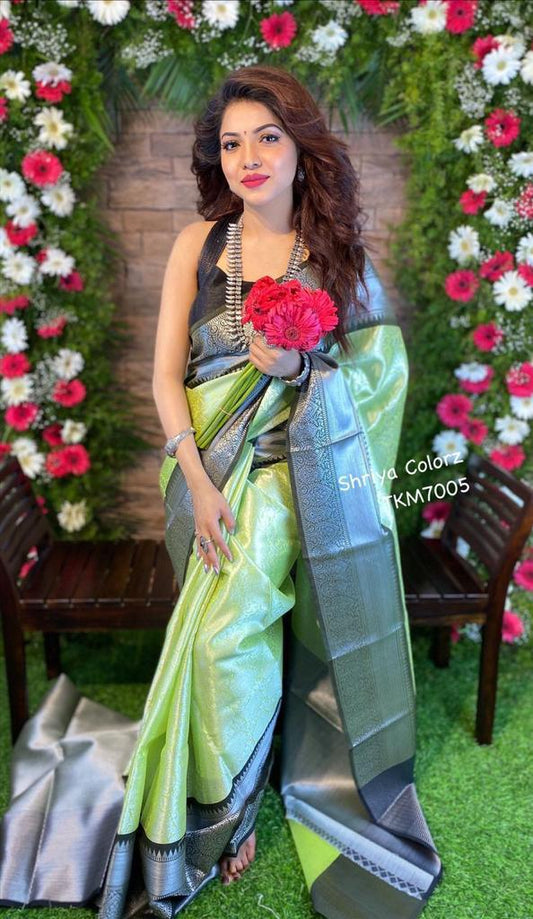 Valiba Black  Green Silk Kanchipuram  Jacquard Saree