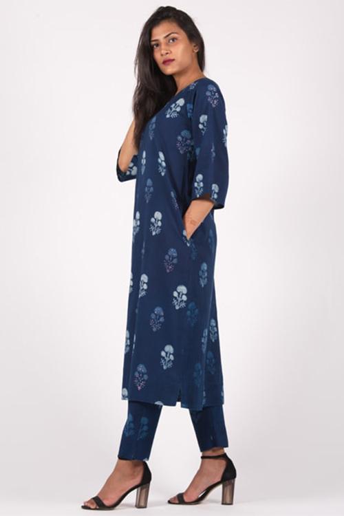 Sitara Buta Kurta' Indigo Block Printed Embroidered Kurta