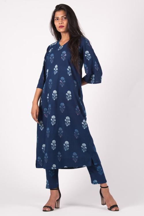 Sitara Buta Kurta' Indigo Block Printed Embroidered Kurta