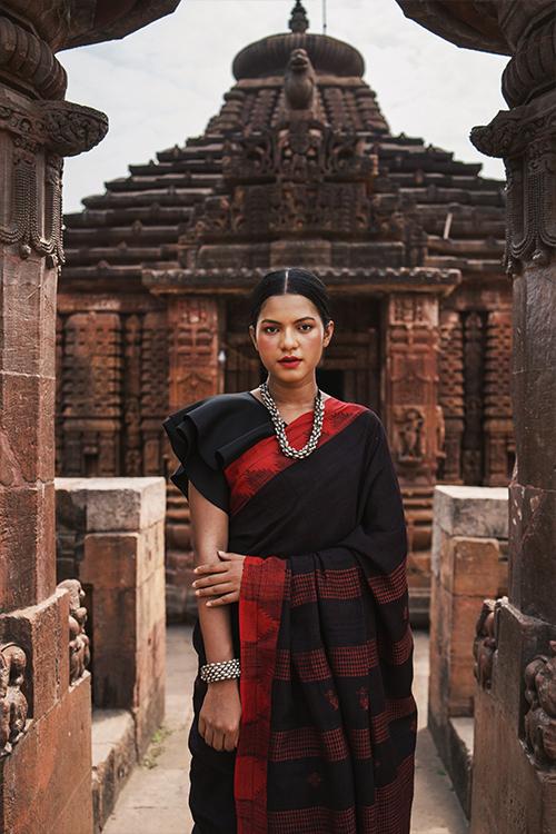 Kotpad' Tribal Odisha Handloom Kosa Saree Black and Red