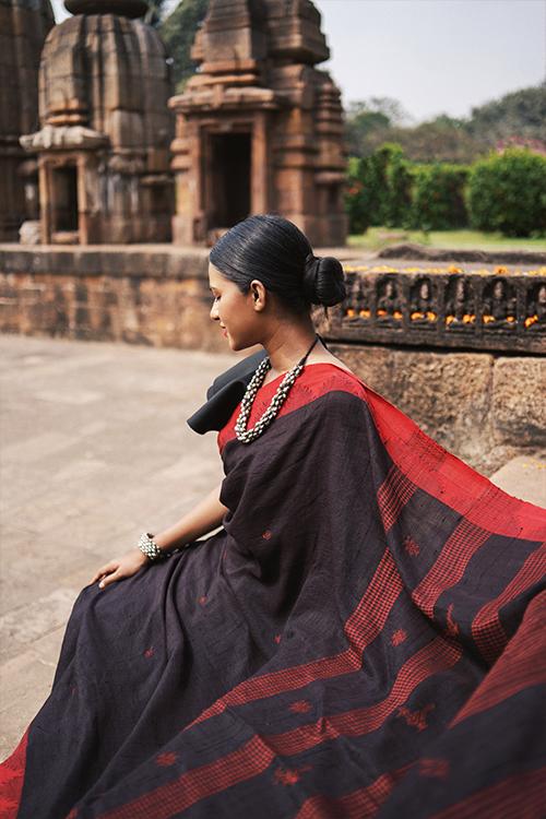 Kotpad' Tribal Odisha Handloom Kosa Saree Black and Red