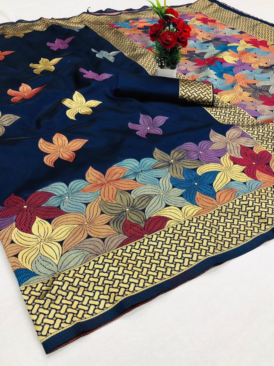 Valiba  Floral Beautiful Rich Pallu And Jacquard Saree