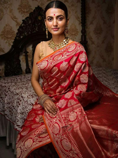 Valiba Elegant Silk Saree In Red With Beautiful Gold Zari Skirt Border and Pallu