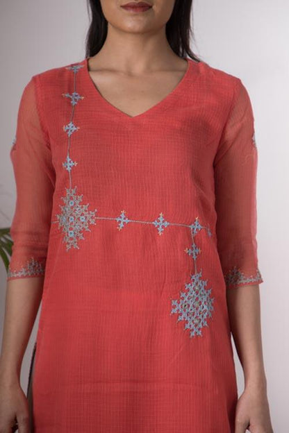 Riya' Hand Embroidered pink kotta doriya kurta. (2pc kurta and dupatta)