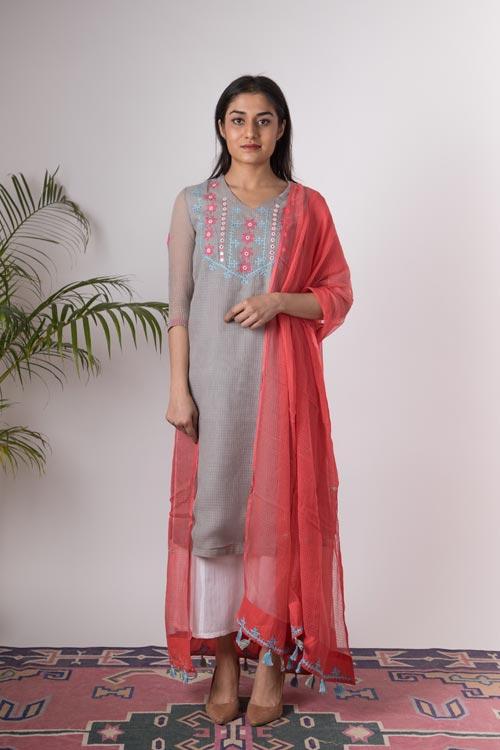 Dhara 'Hand Embroidered grey kotta doriya kurta . 2pc set (kurta and dupatta)