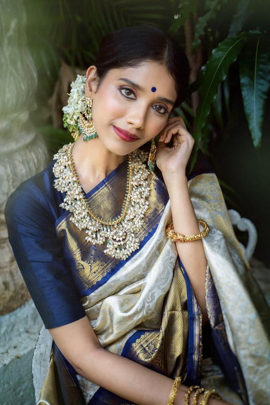 Beautiful Birds Figure Jacquard Work Kanjiwaram Saree