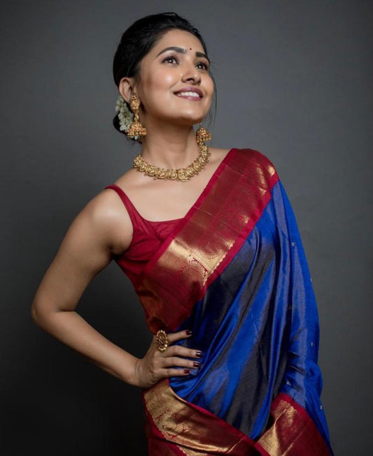 Valiba Royalblue -Red Beautiful Rich Pallu & Jacquard Work  On All Over The Saree.