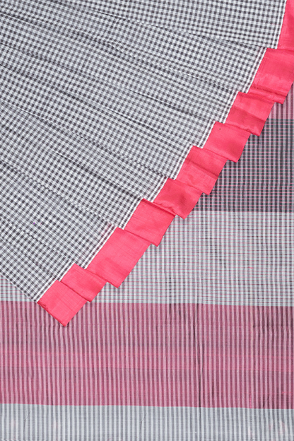 Chitrika Kuppadam 5/5 checks Cotton Handloom Saree White