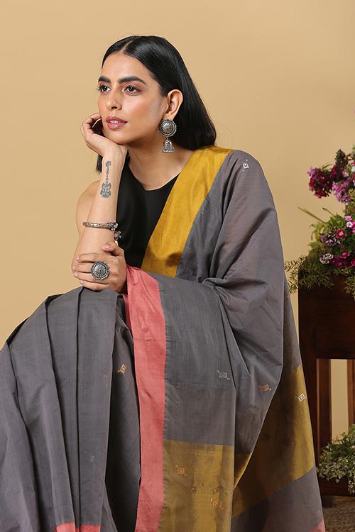 Chitrika 4 Square Kuppadam Buta Cotton Handloom Saree Grey