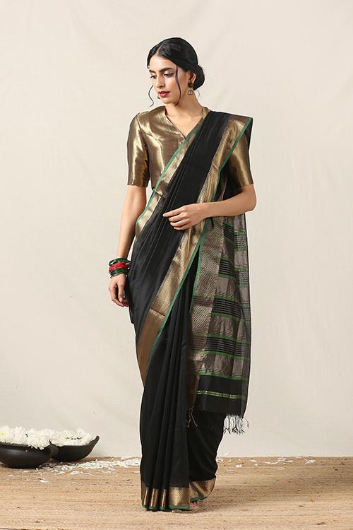 Handweave Maheshwari Handloom Silk Cotton Saree Col- Black with Zari , Blouse Colour -Green.