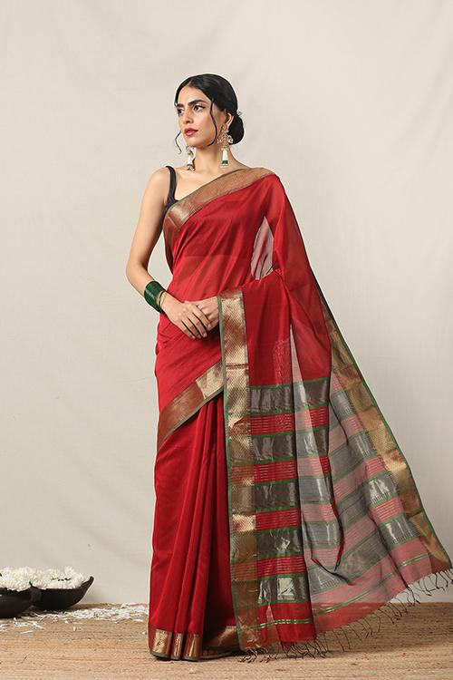 Handweave Maheshwari Handloom Silk Cotton Saree Col-Red with Zari Border, Blouse Colour Green.