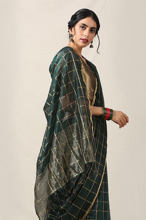 Handweave Maheshwari Handloom Silk Cotton Saree Col-Dark Green , Blouse Colour Dark Green.