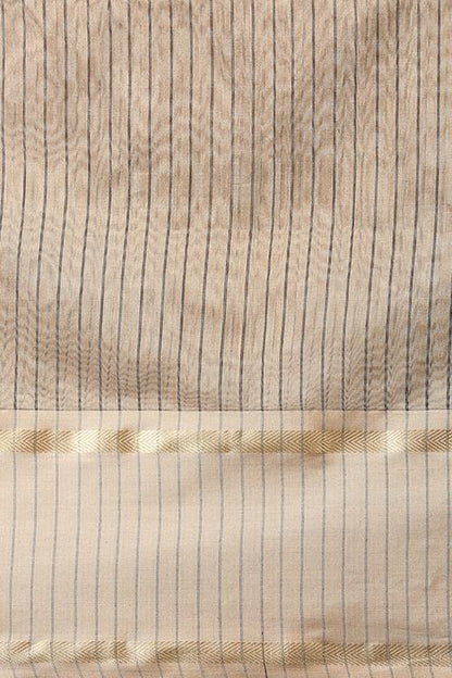 Handweave Maheshwari Handloom Silk Cotton Saree Col-Black & Beige , Blouse Colour- Beige.