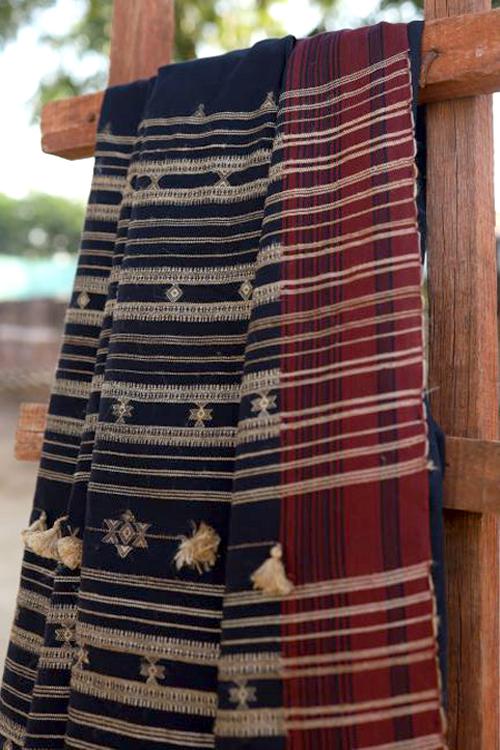 The Kutchi Extra Weft Weaving Cotton Saree Colour - Black-3