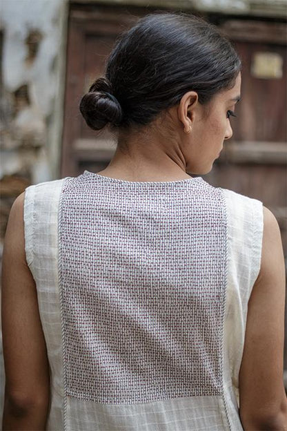 Nirali' White V neck long cotton kurta