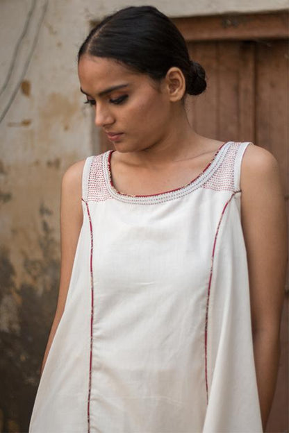 Biri' White boat neck cut slv cotton kurta