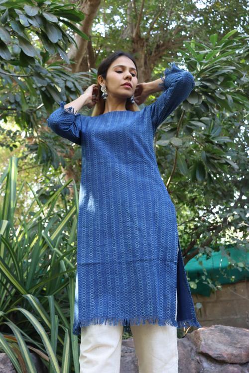 Handwoven Cotton Natural Indigo Printed Tunic-Diagonal Stripe Circular Pattern