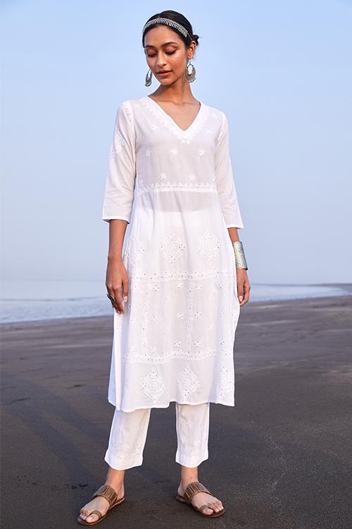 Gazal' Pure Cotton Chikankari Embroidered Kurta Pant Dupatta Set