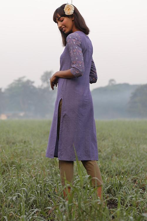 Lyana' Embroidered Cotton Handloom Kurta