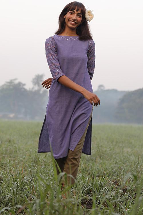Lyana' Embroidered Cotton Handloom Kurta