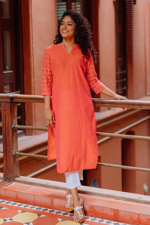 Ruhi' Pure Cotton Hand Embroidered Mirror Work Kurta