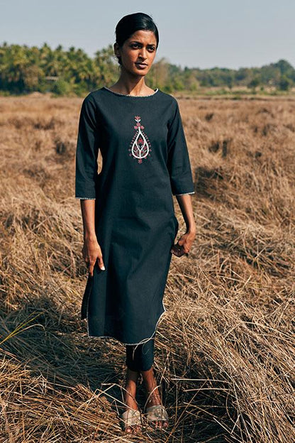 Aptitude' Hand Embroidered Mirror Work Pure Cotton Long Kurta