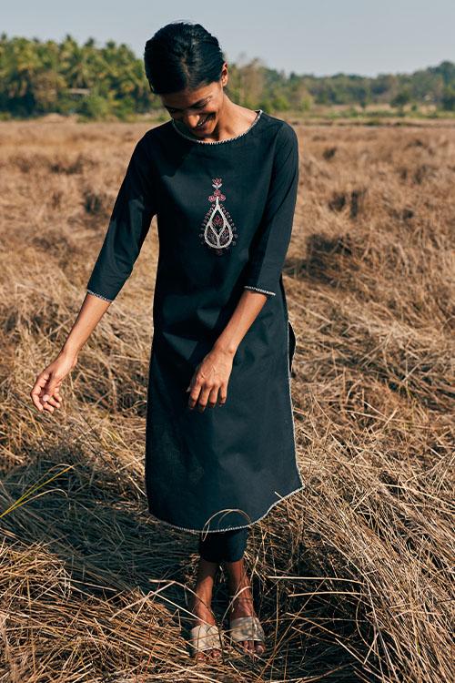Aptitude' Hand Embroidered Mirror Work Pure Cotton Long Kurta