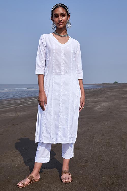 Aysa' Pure Cotton Chikankari Embroidered Long Kurta