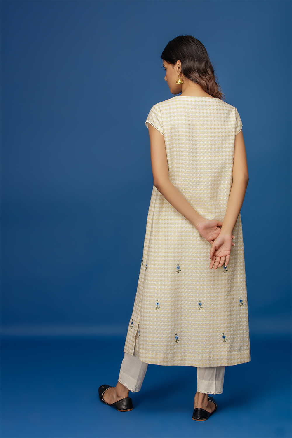 Embroidered Kurta With Cape & Straight Pants. Ivory
