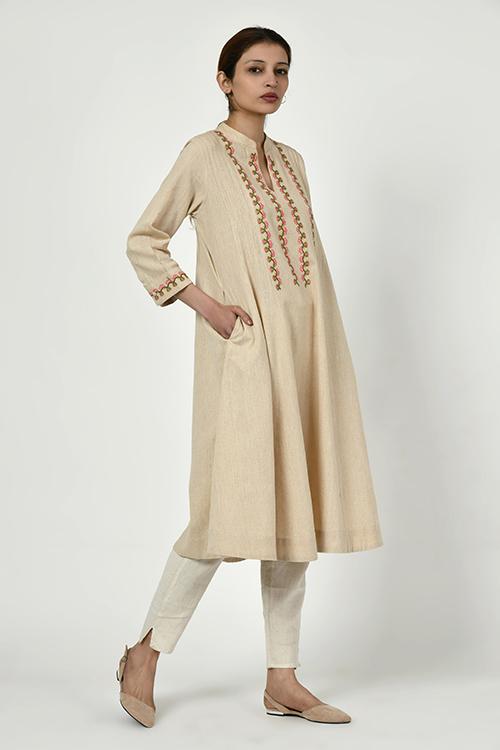 Noorbagh' beige kurta with mandarin collar