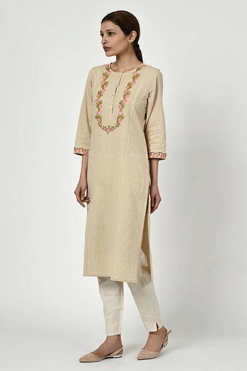 Noorbagh' beige kurta with placket detailing