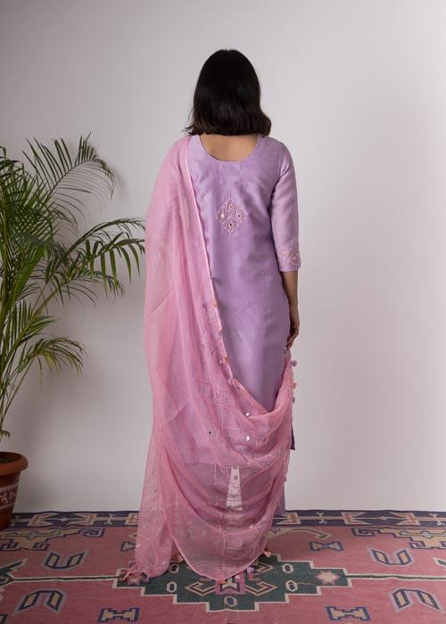 Orchid 'Hand Embroidered lilac chanderi kurta . 2pc set (kurta and dupatta)