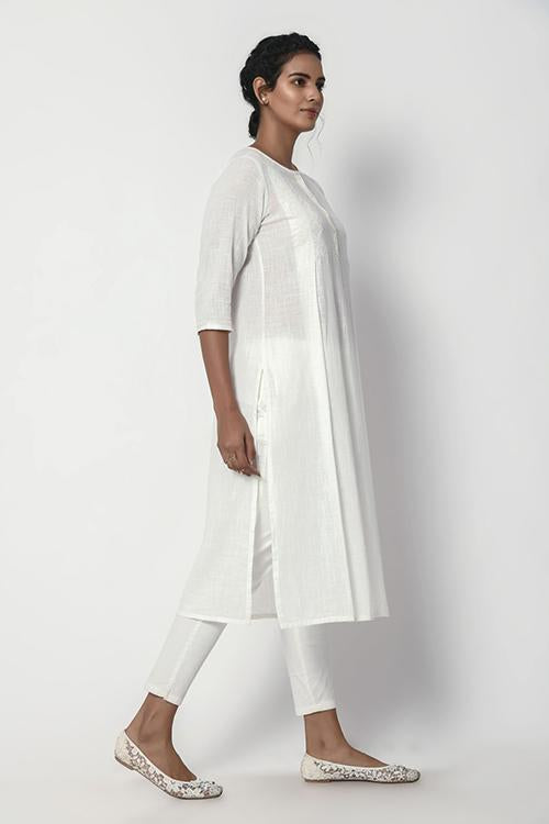 Ivory White  Kurta With Chikankari Embroidery