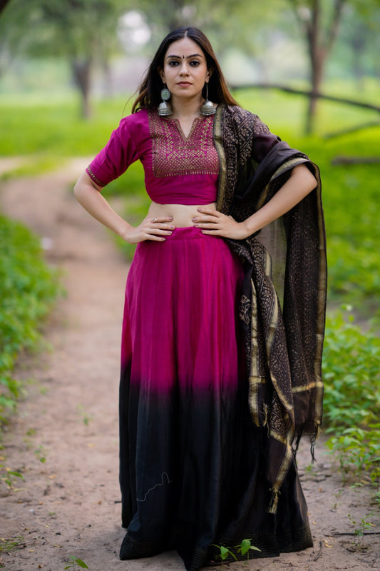 Noori Embroidered Lehenga Set with Dupatta (Set of 3)