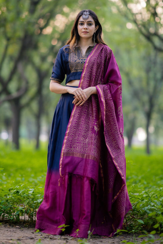 Gul Bano Embroidered Lehenga Set with Dupatta (Set of 3)