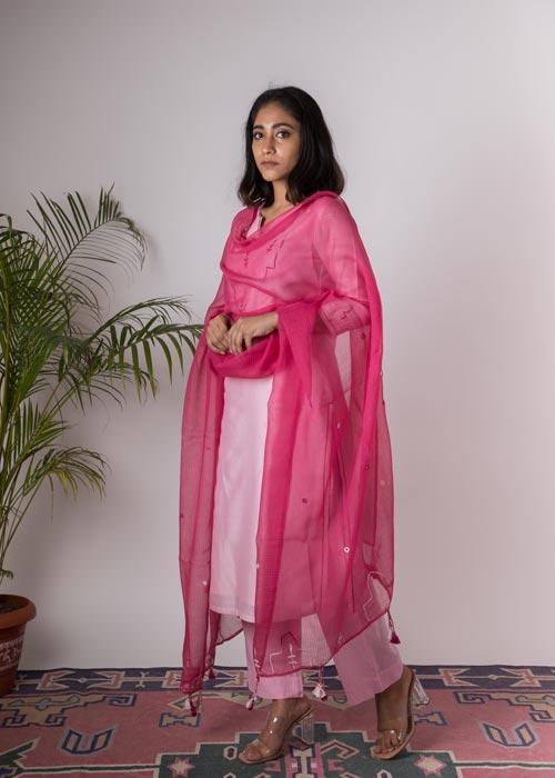 Peony' Hand Embroidered pestal pink Chanderi kurta. (2pc kurta and dupatta)