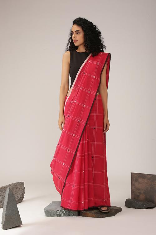 Hand-spun Pixel Flower Cotton Handloom Saree - Pink