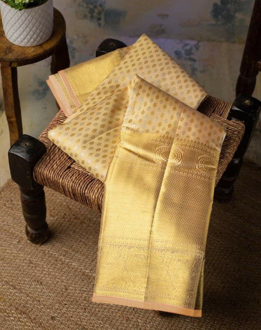 Beautiful Rich Pallu & Jacquard Work On All Over Latest Saree