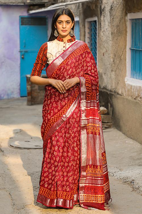 Crimsn Rose : Handblock Printed Slub Cotton Saree