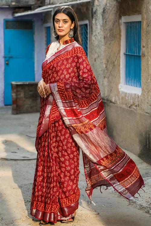 Crimsn Rose : Handblock Printed Slub Cotton Saree