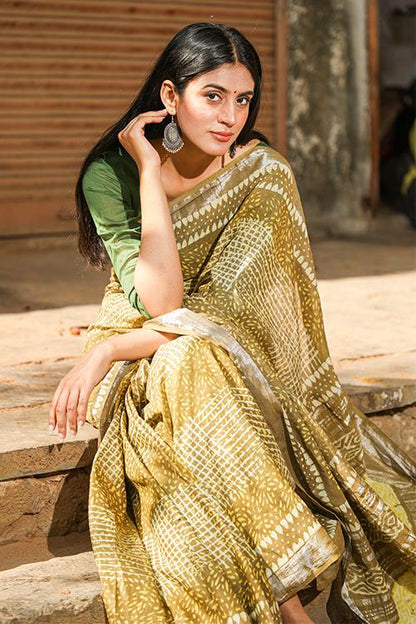 Wood Carvings: Kashish Dabu Handblock Print Cotton Slub Saree