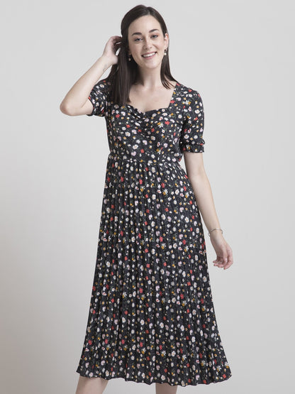 Sweetheart Neck Ditsy Fit and Flare Dress - Black