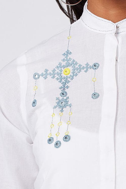 White Aster' Embroidered Cotton Cambric Kurta