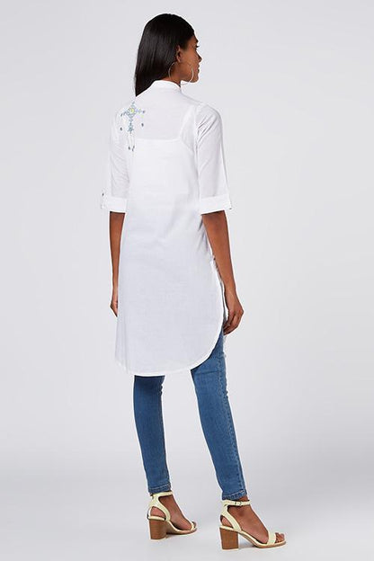White Aster' Embroidered Cotton Cambric Kurta