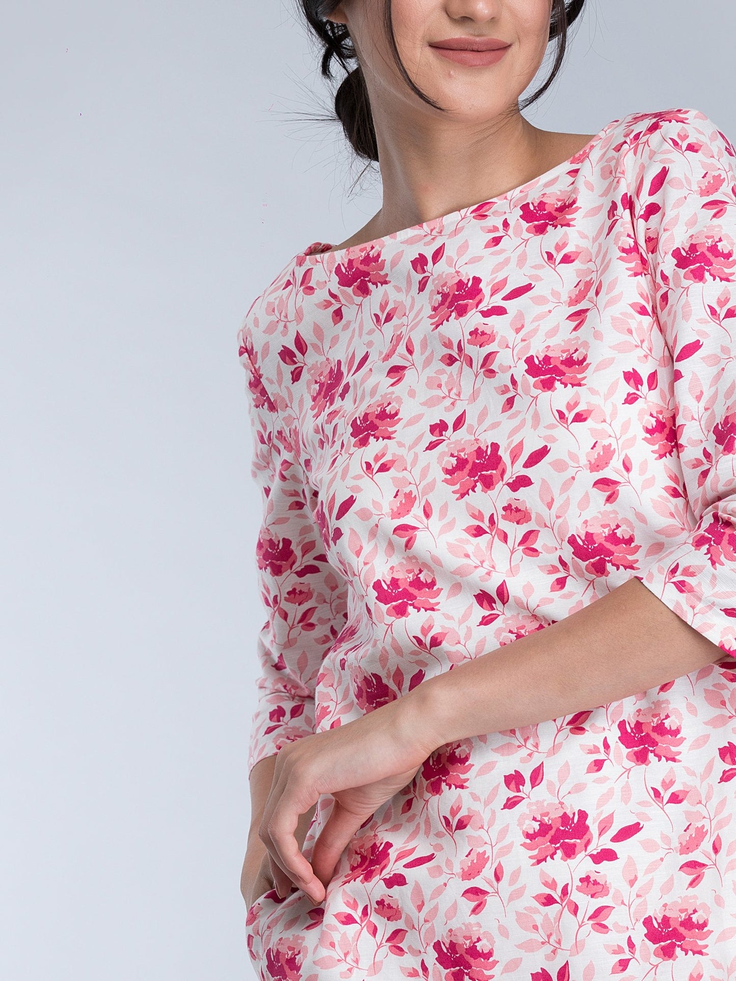 Boat Neck Floral Shift Dress - Pink