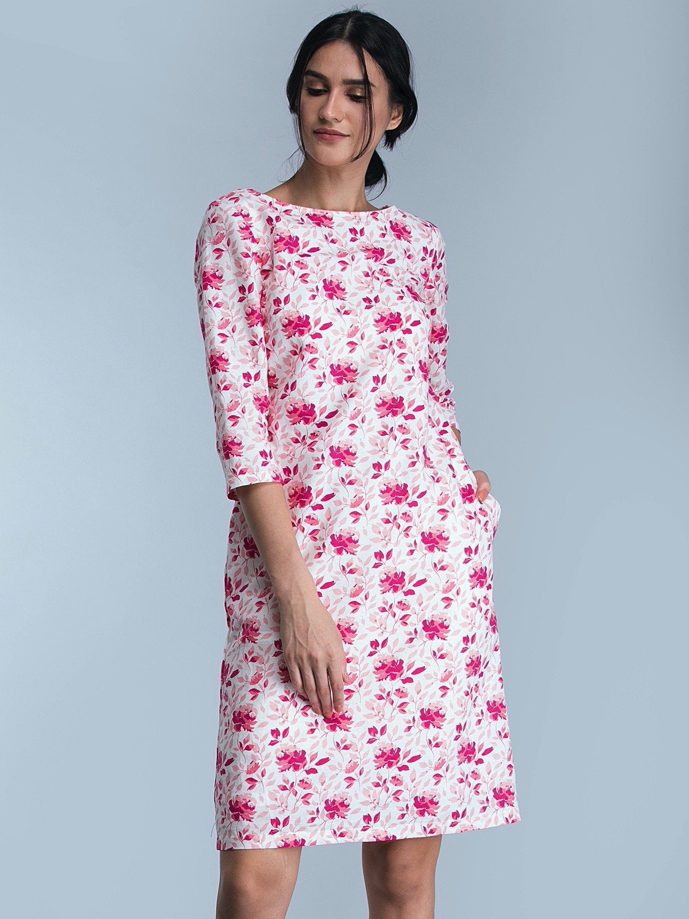 Boat Neck Floral Shift Dress - Pink