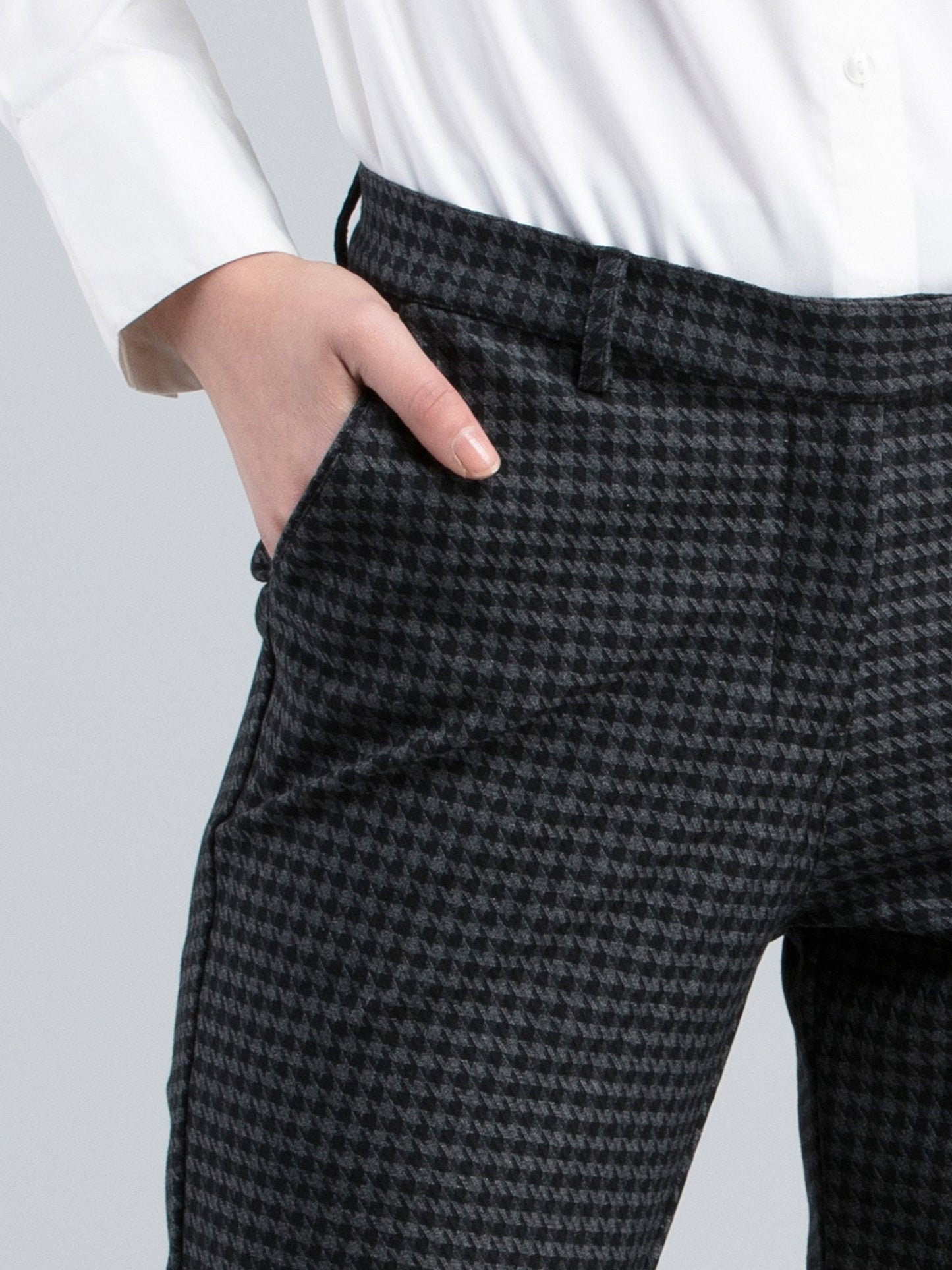 Essential Stretch Houndstooth Pants - Black and Grey